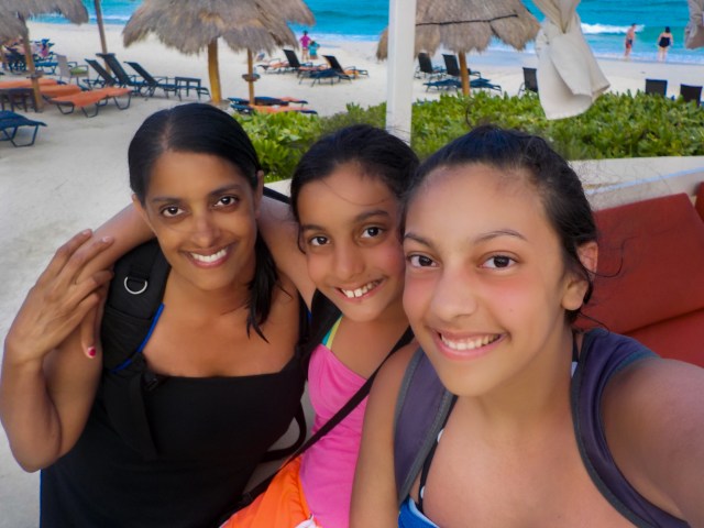 GG RTW Mexico July Girls 2 PDC LR